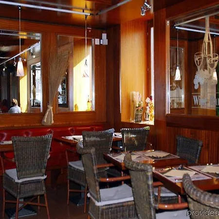 Galions Et Pub